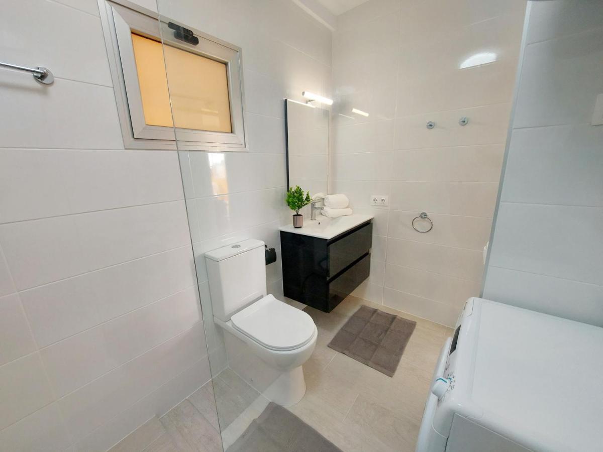 Sunny Cozy Nice Apartment Loscristianos Wifi,Pool Los Cristianos  Ngoại thất bức ảnh